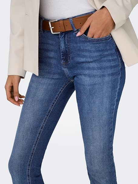 Women’s Mid-Rise Flared Stretch Denim Jeans – Regular Fit